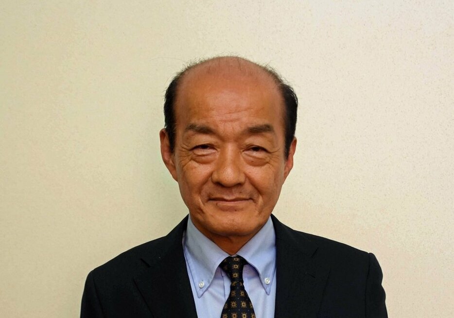 岡部栄一氏