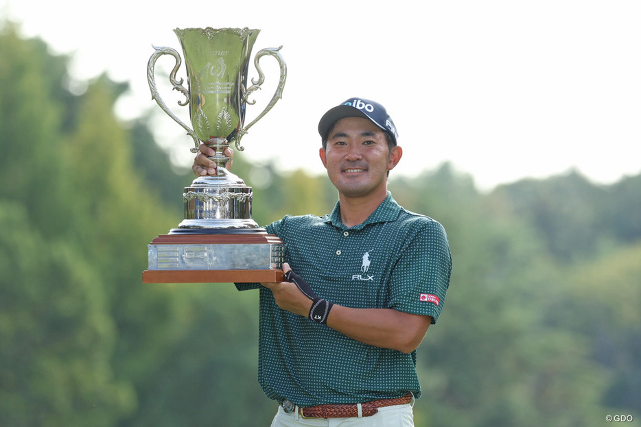 金谷拓実が開幕戦以来となる今季2勝目を飾った