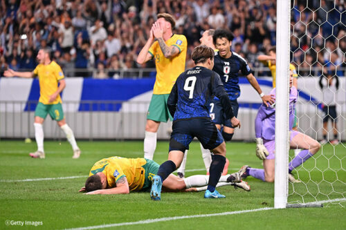 オウンゴールで同点に追いついた日本代表[写真]=Getty  Images