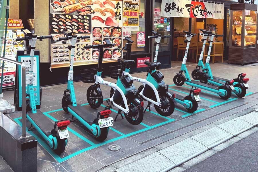 電動キックボードだけでなく自転車も目につくポート（画像：森口将之）