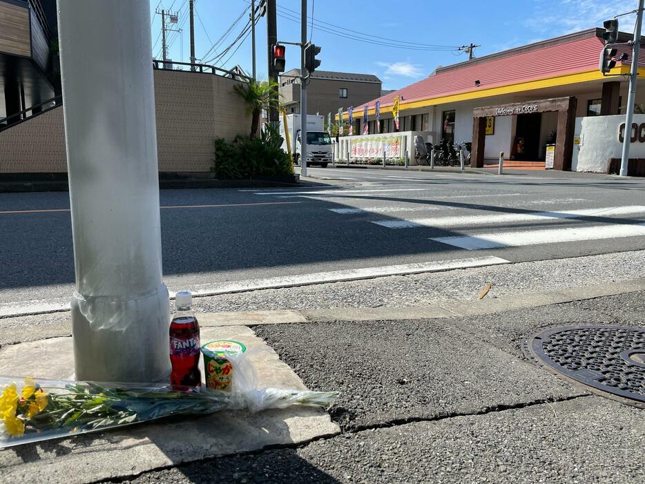 事故があった交差点＝横浜市港北区日吉