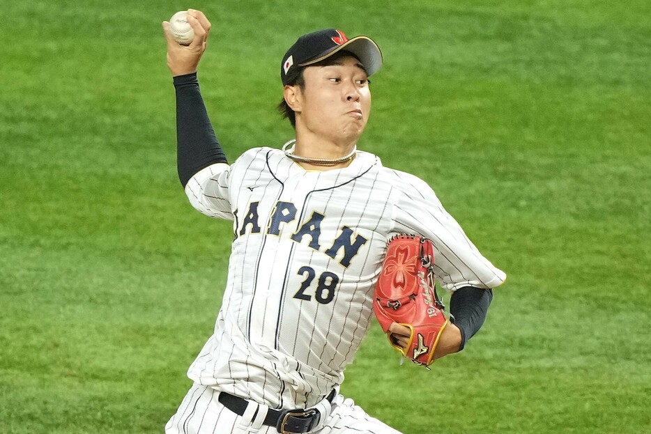 高橋はホームスタジアムのバンテリンDで登板なるか(C)Getty Images