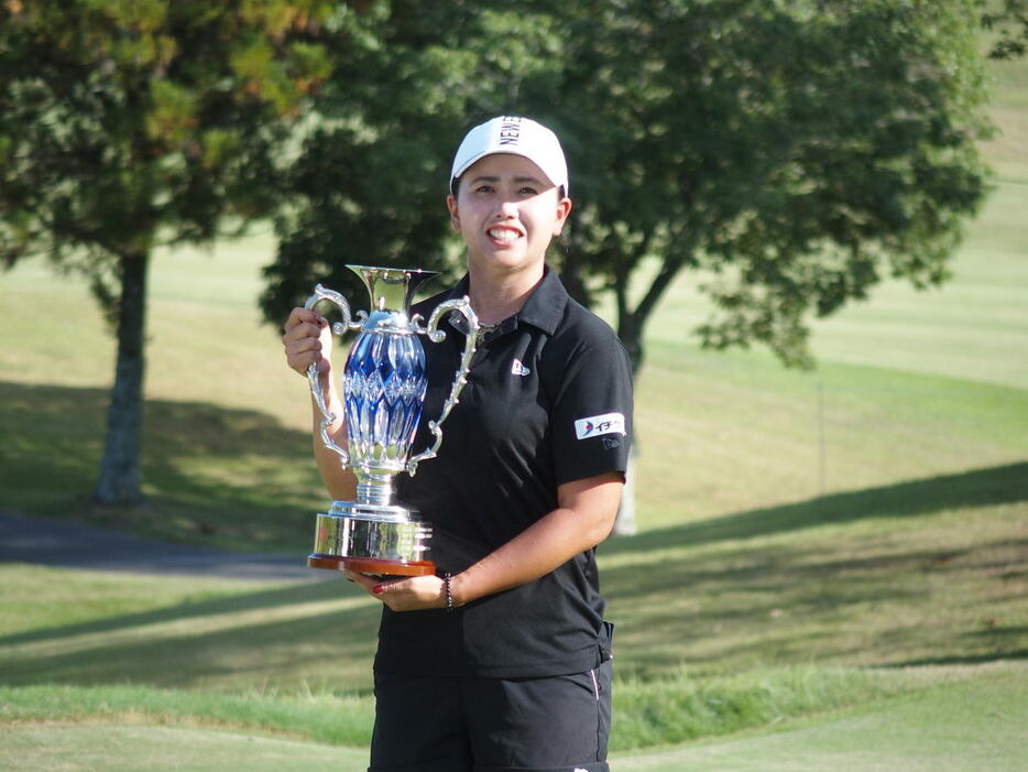 ECCレディースで優勝した山城奈々（撮影・永田淳）