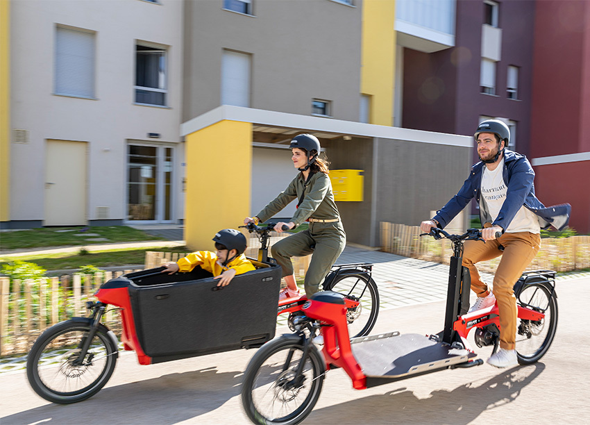 Toyota France×Douze Cyclesによる「Cargo Verso」。ボックスを付ければ子供の送迎にも使える。