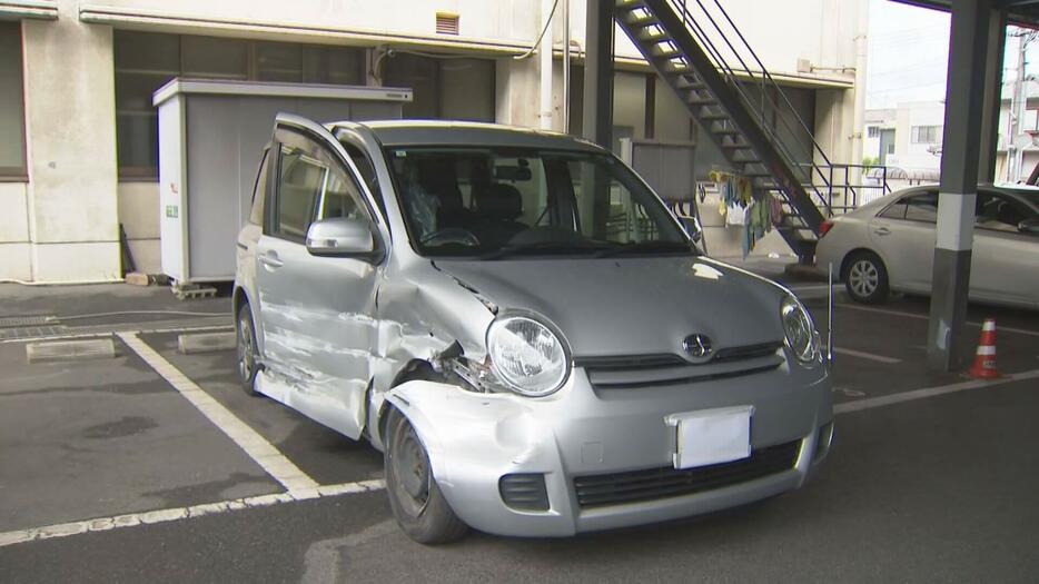 車あわてて止めようとしたか　車がガードパイプに…高齢男性死亡　広島・福山市