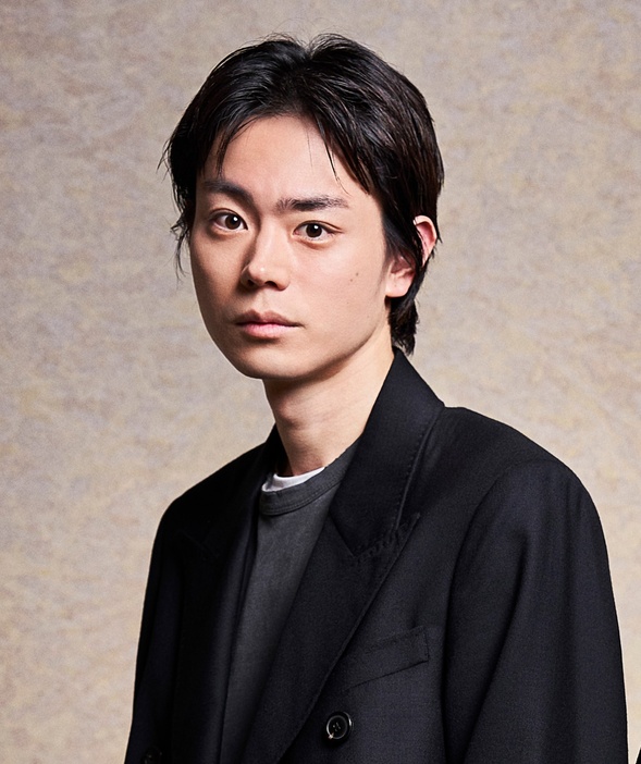 菅田将暉が「民王R」にナレーションとして出演