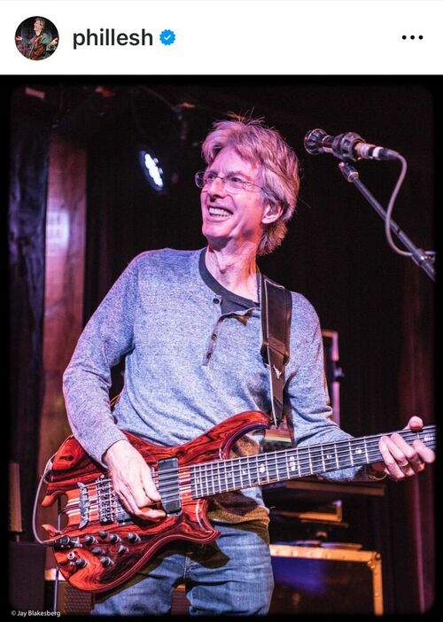 フィル・レッシュさんのインスタグラム（＠ｐｈｉｌｌｅｓｈ）より