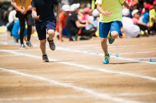 運動会当日に「行きたくない」…数年後に明かされた真実と、妻の決断から学んだこと　※写真はイメージです