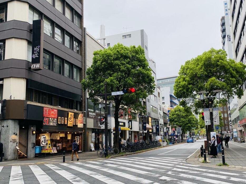 飲食店が並ぶ千葉銀座商店街