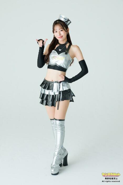 「ヤンマガWeb」に登場した渡川ももさん（c）市川秀明／ヤンマガWeb