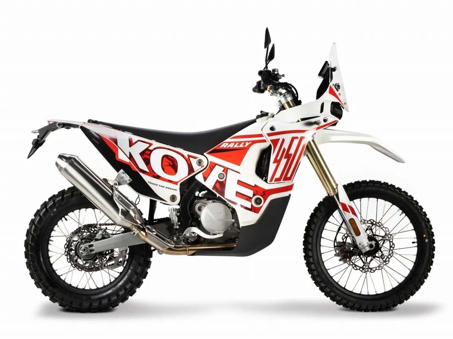 DOHC単気筒エンジンを搭載した、本格的なラリー仕様バイクKOVE 450RALLYは、スタンダードとローダウンの2タイプが用意される。