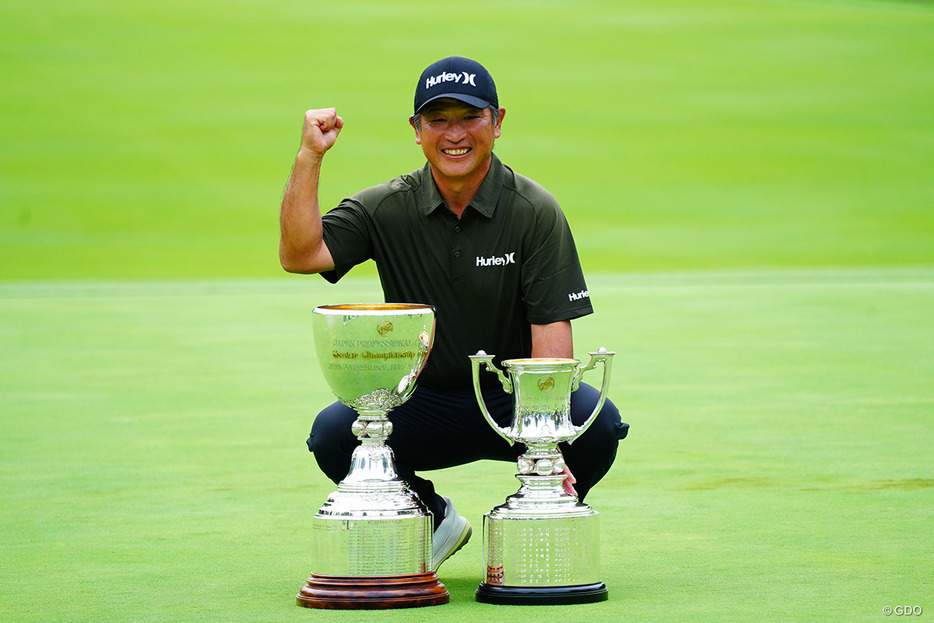 増田伸洋がシニアツアーで初めて日本タイトルを手にした