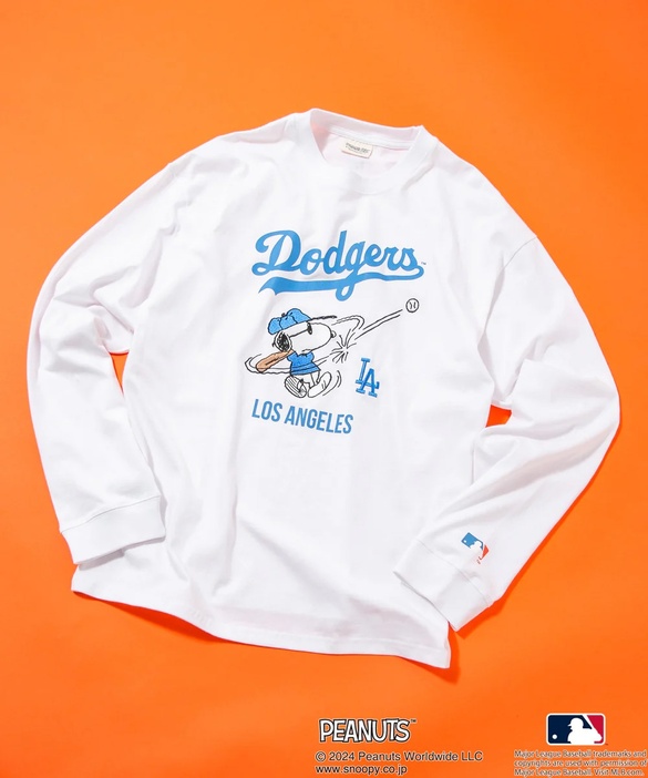 「PEANUTS MLB オリジナルデザイン Tシャツ(ホワイトA柄)」(5489円)