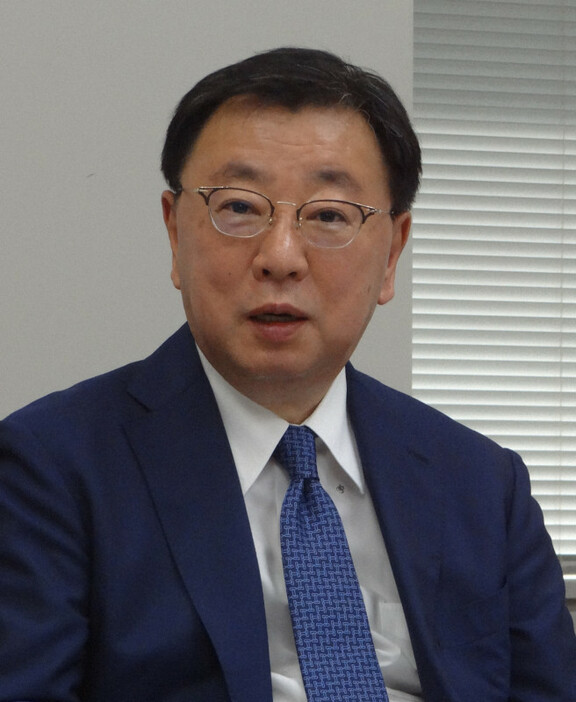 松野博一氏