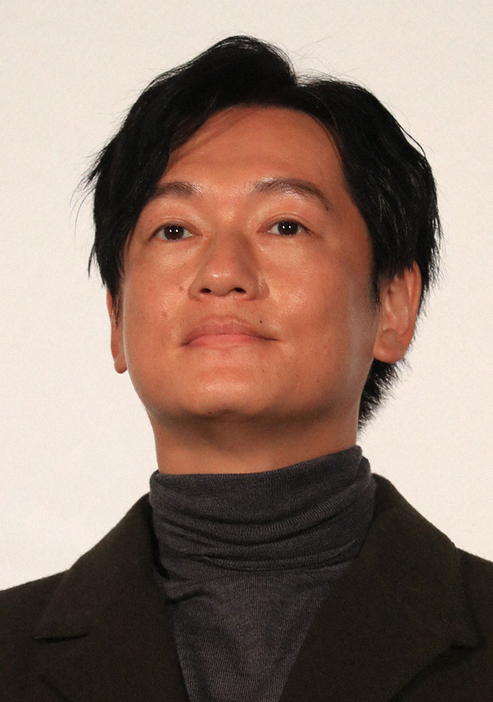 俳優の井浦新