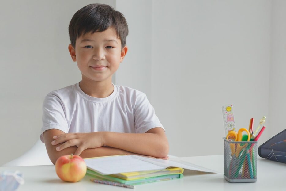 今回は、成績が伸びる子の勉強に対する姿勢を通して、学力を伸ばすために重要なポイントをご紹介します。