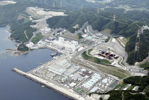 中国電力島根原子力発電所（島根県で、読売機から）＝吉野拓也撮影