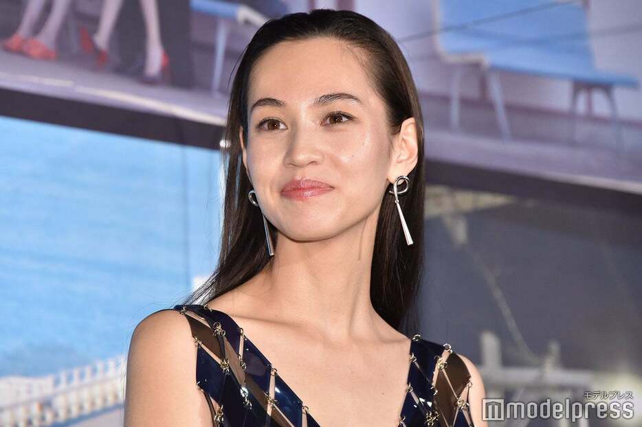 水原希子