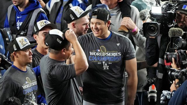 ワールドシリーズを制覇したドジャース・大谷翔平選手（写真：USA TODAY Sports/ロイター/アフロ）