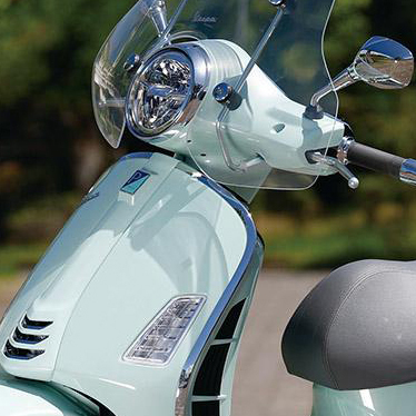 Vespa GTS Classic 150 ※アクセサリー装着車