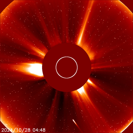 太陽観測機「SOHO」のLASCO C2カメラによる、世界時2024年10月28日3時2分から同日10時0分までの撮影データ（一部を切り出した静止画）