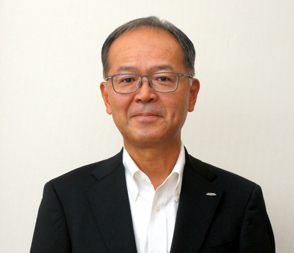 塚越英行会長