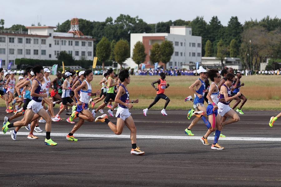 箱根駅伝予選会スタート直後の様子