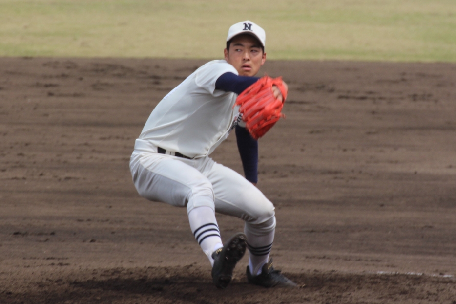 日大三時代の櫻井 周斗投手