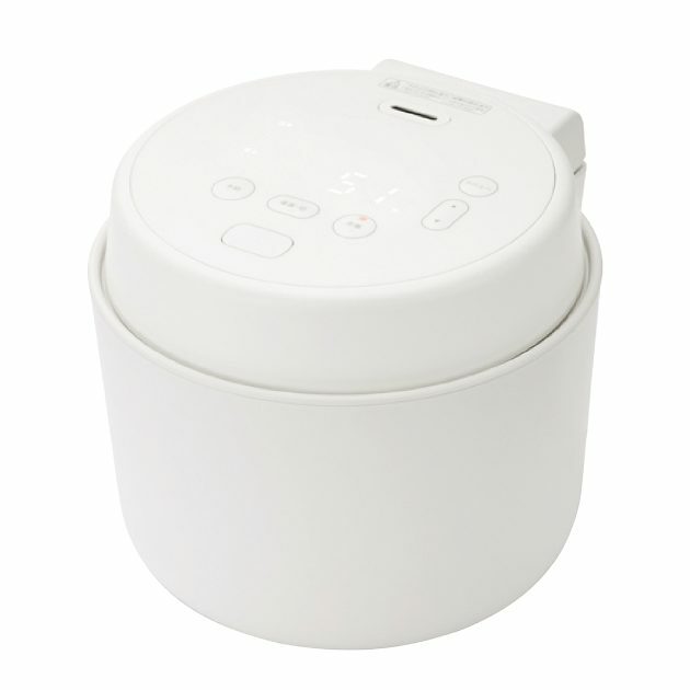 調理機能付き 炊飯器5.5合 9,990円（無印良品 銀座 TEL.03・3538・1311）