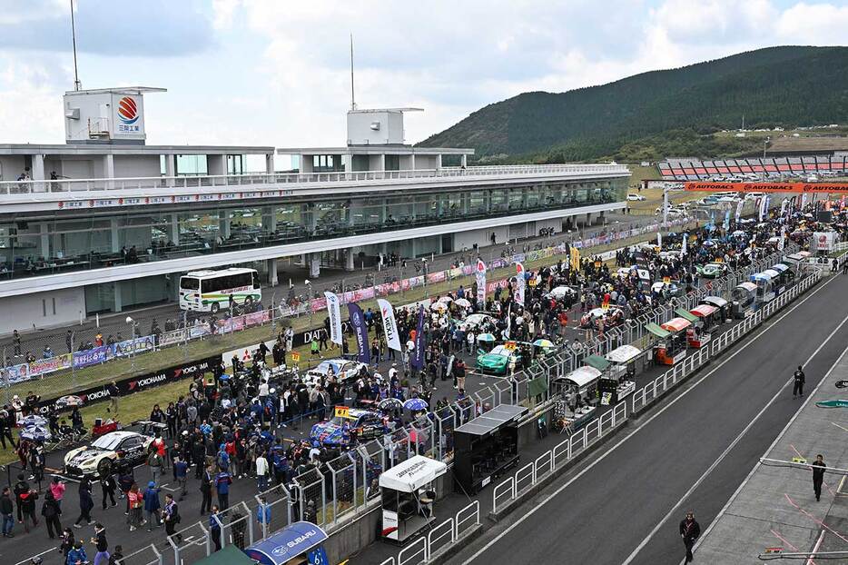 2023スーパーGT第7戦オートポリス　GT300クラスの決勝スターティンググリッド