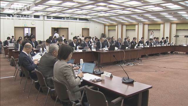 "国民健康保険　年間の保険料上限を3万円引き上げへ　高所得者が対象　厚労省"