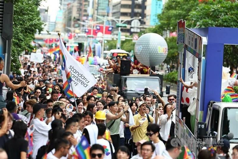 26日台北市内で開催された台湾LGBT+プライド（台湾同志遊行）