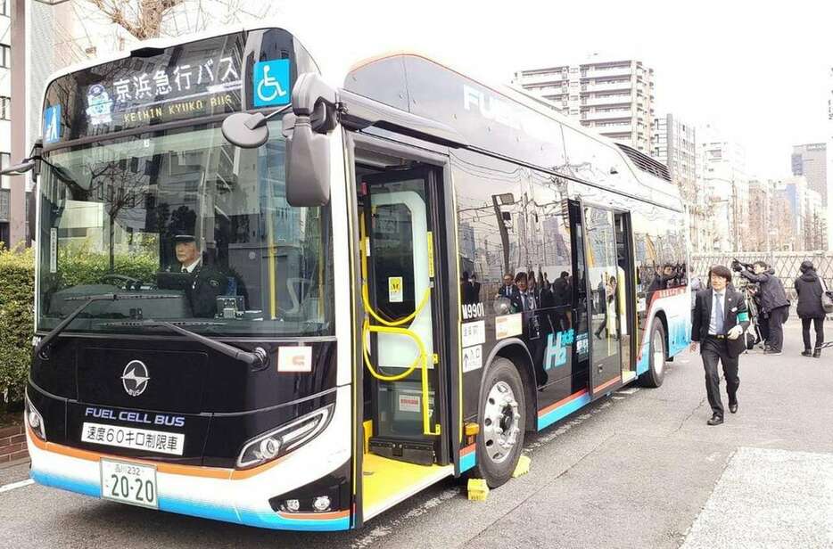 京浜急行バスの車両＝東京都港区