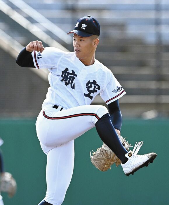 高岡第一―日本航空石川　先発し、高岡第一打線を無失点に抑えた日本航空石川の蜂谷逞生投手