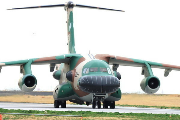 入間基地を拠点に運用されているEC-1電子戦機（画像：写真AC）。