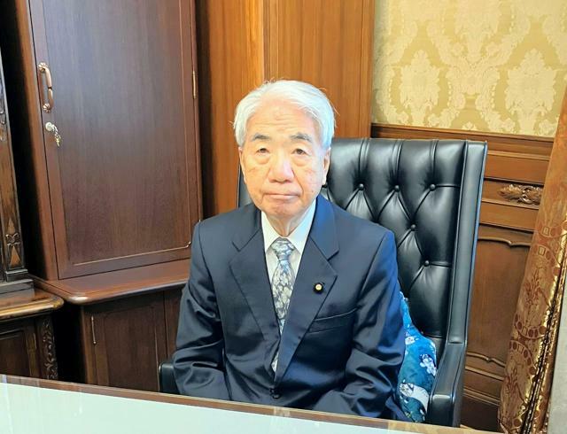 尾辻秀久参院議長=2023年11月9日、東京都千代田区