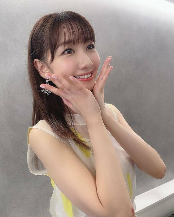 AKB48元メンバーの柏木由紀（インスタグラムyukikashiwagi_officialより）