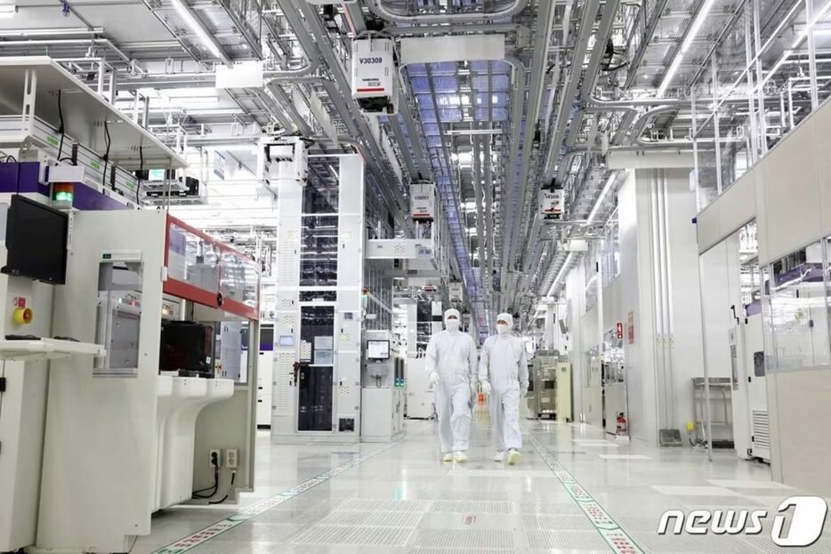 平沢に位置するサムスン電子の半導体生産工場(c)Reuters/news1