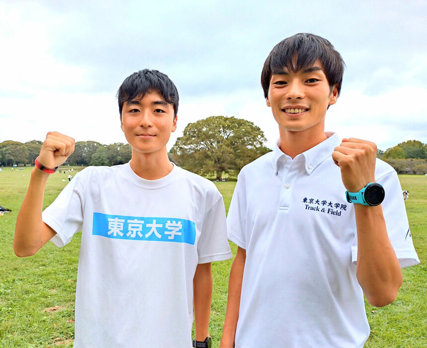 東大大学院の古川大晃（右）と東大の秋吉拓真