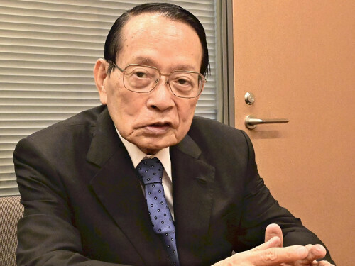 平沢勝栄氏