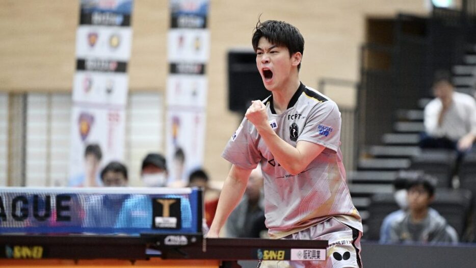 写真：吉田雅己（金沢ポート）/写真：T.LEAGUE/アフロスポーツ