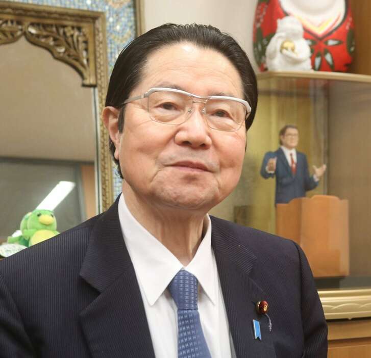 衛藤征士郎元防衛庁長官