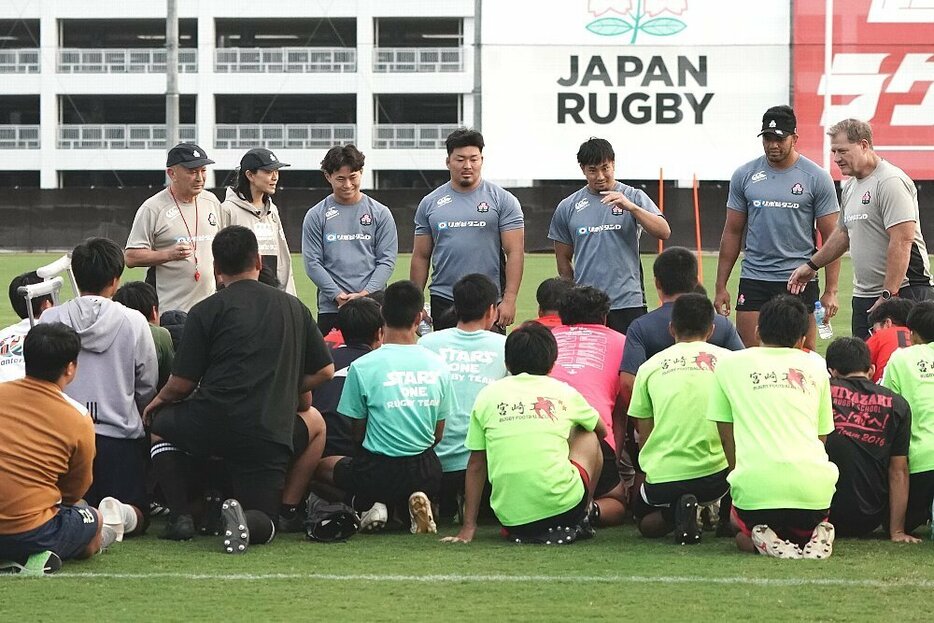 高校生を指導した日本代表の選手やコーチ