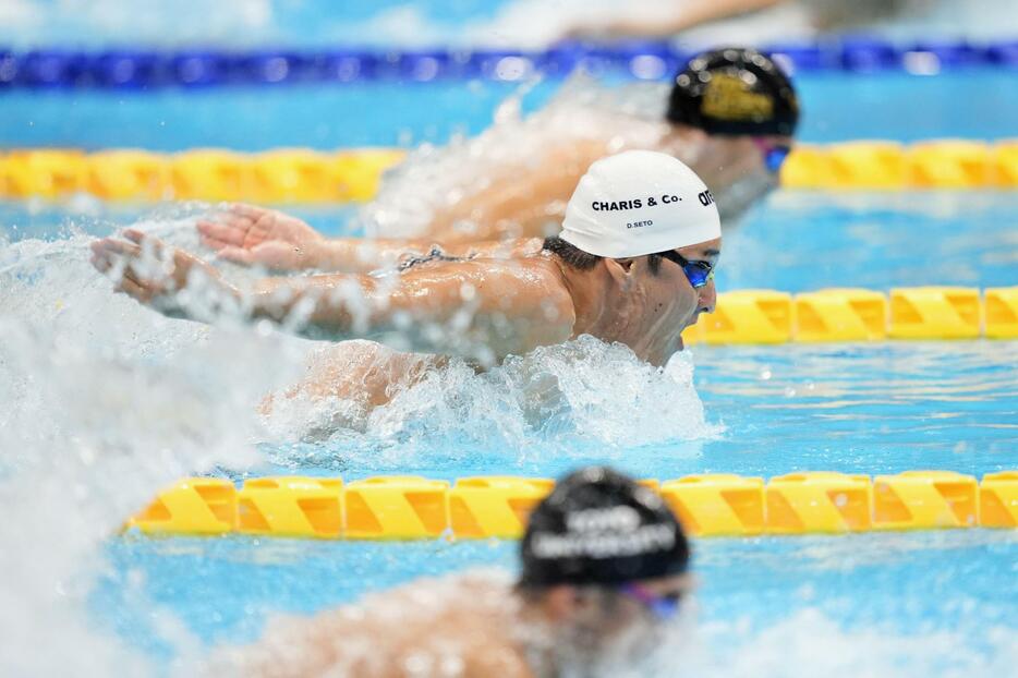 男子400メートル個人メドレー決勝　優勝した瀬戸大也のバタフライ＝東京アクアティクスセンター