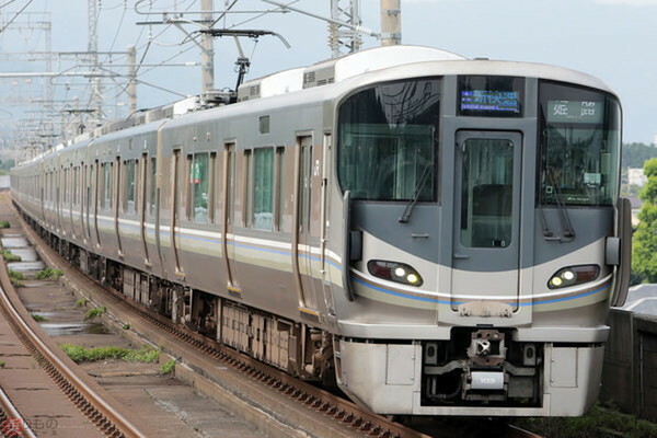 近畿エリアで活躍する225系電車（画像：JR西日本）。