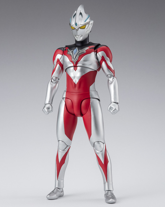 BANDAI SPIRITS 「S.H.Figuarts ウルトラマンアーク」（4400円）