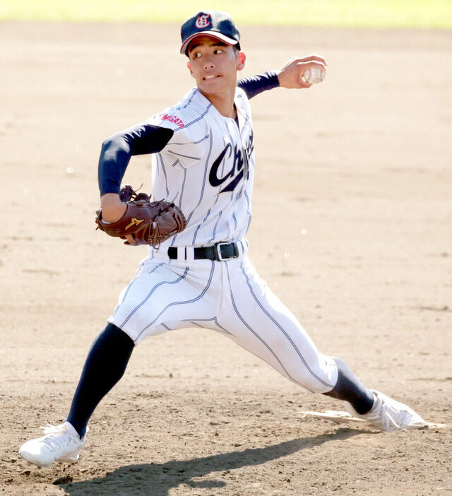 １失点完投勝ちの山形中央・小坂楓