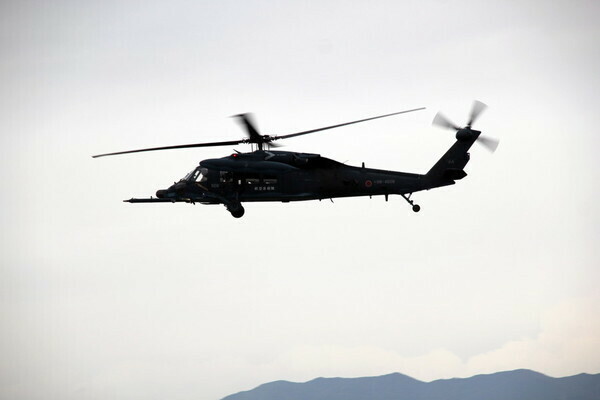 UH-60J（水野二千翔撮影）。