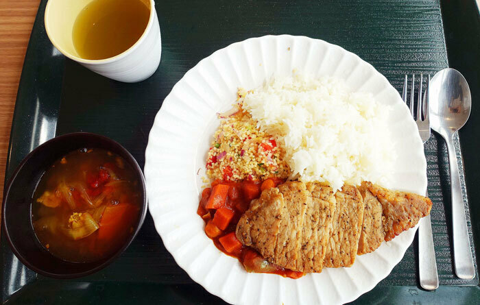 アフリカ料理の定食