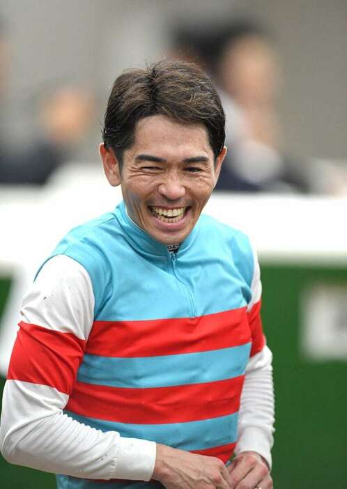 富士Sをジュンブロッサムで制した戸崎圭太騎手＝19日、東京競馬場（撮影・奈良武）